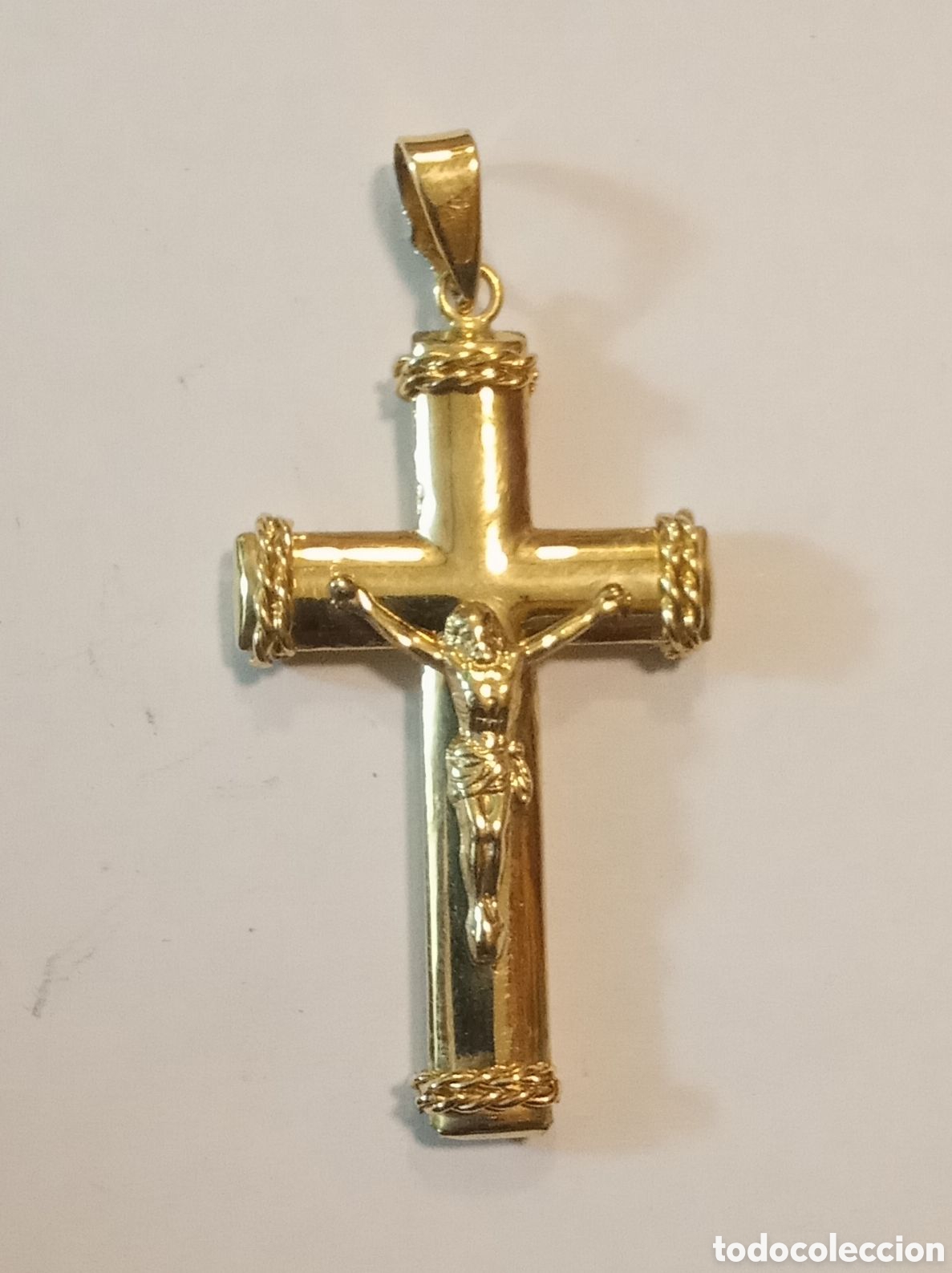 Antig&uuml;edades: CRISTO DE ORO NUEVO 18KL - Foto 1