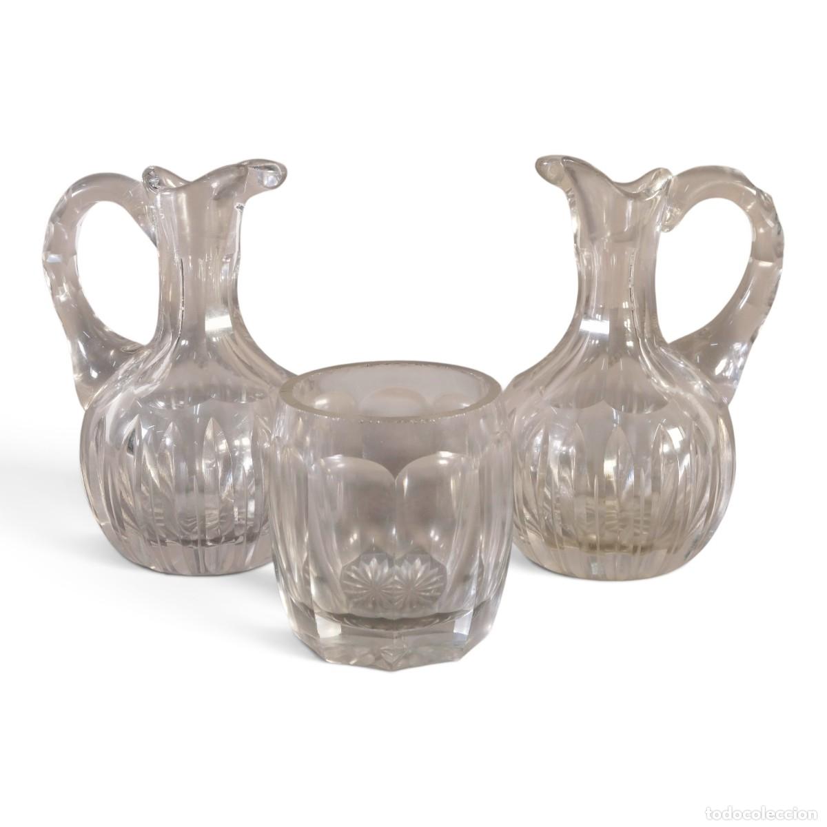 Antig&uuml;edades: Conjunto vinajeras y vaso en cristal. - Foto 1