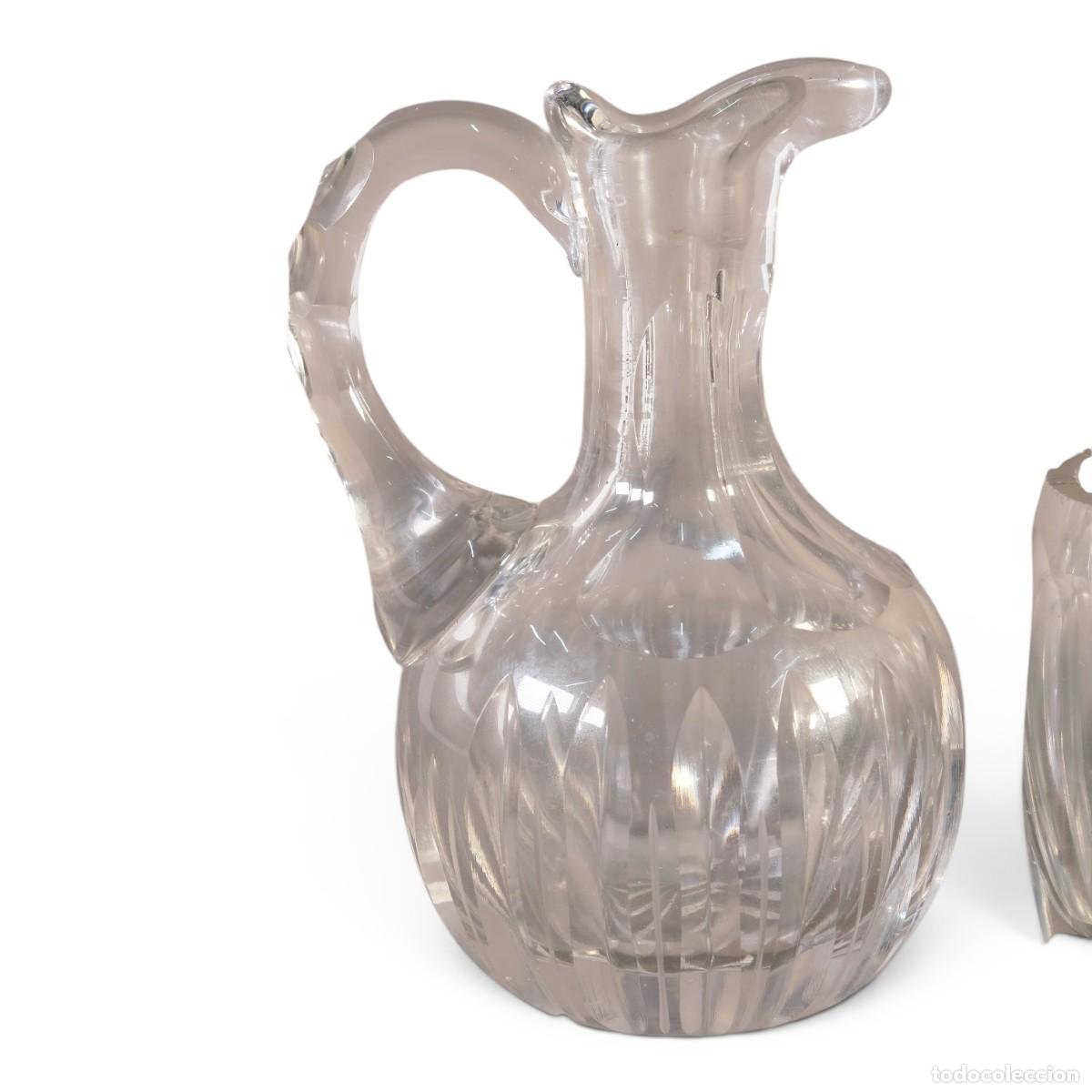 Antig&uuml;edades: Conjunto vinajeras y vaso en cristal. - Foto 4