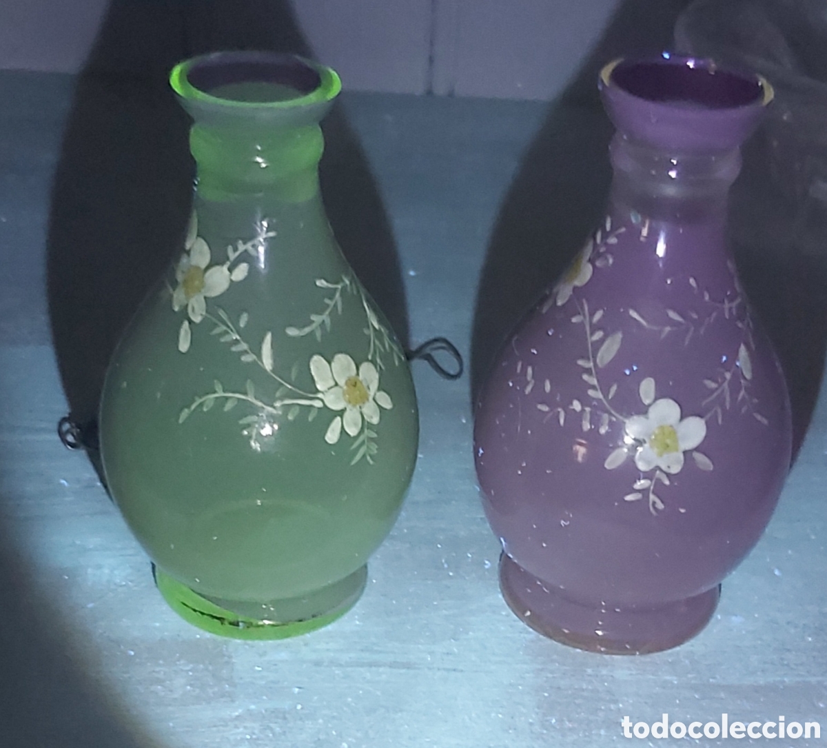 Antiques: Pareja Jarrones Soliflores Antiguos Cristal Violeta Esmaltados S.XIX - Rareza UV Manganeso