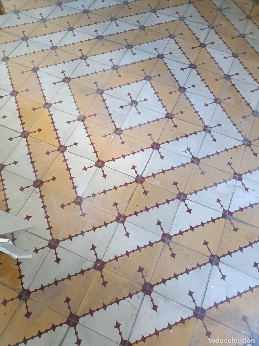 Antig&uuml;edades: Habitaci&oacute;n con mosaicos de suelo hidr&aacute;ulico. A&ntilde;os 60