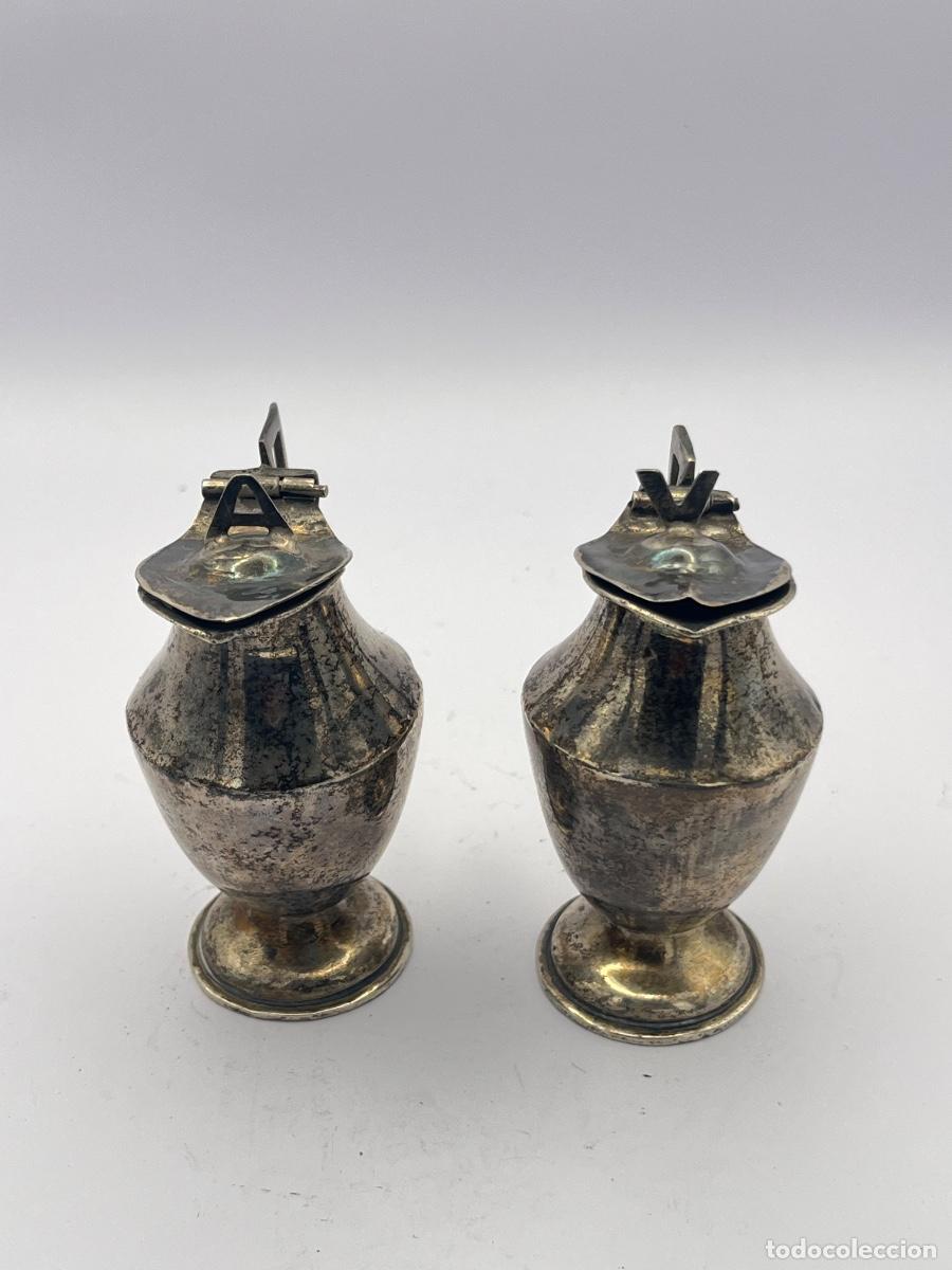 Antig&uuml;edades: PAREJA DE VINAJERAS DE PLATA SIGLO XVIII