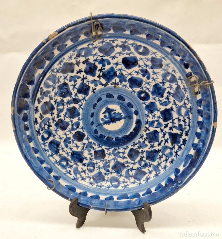 Antig&uuml;edades: ANTIGUO PLATA EN CERAMICA DE MANISES DE FINALES DEL SIGLO XIX