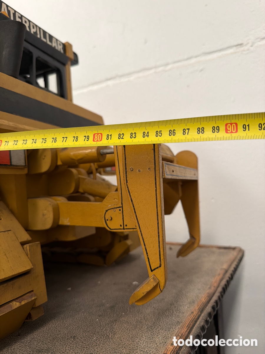 Antig&uuml;edades: Caterpillar maqueta de madera - Foto 6