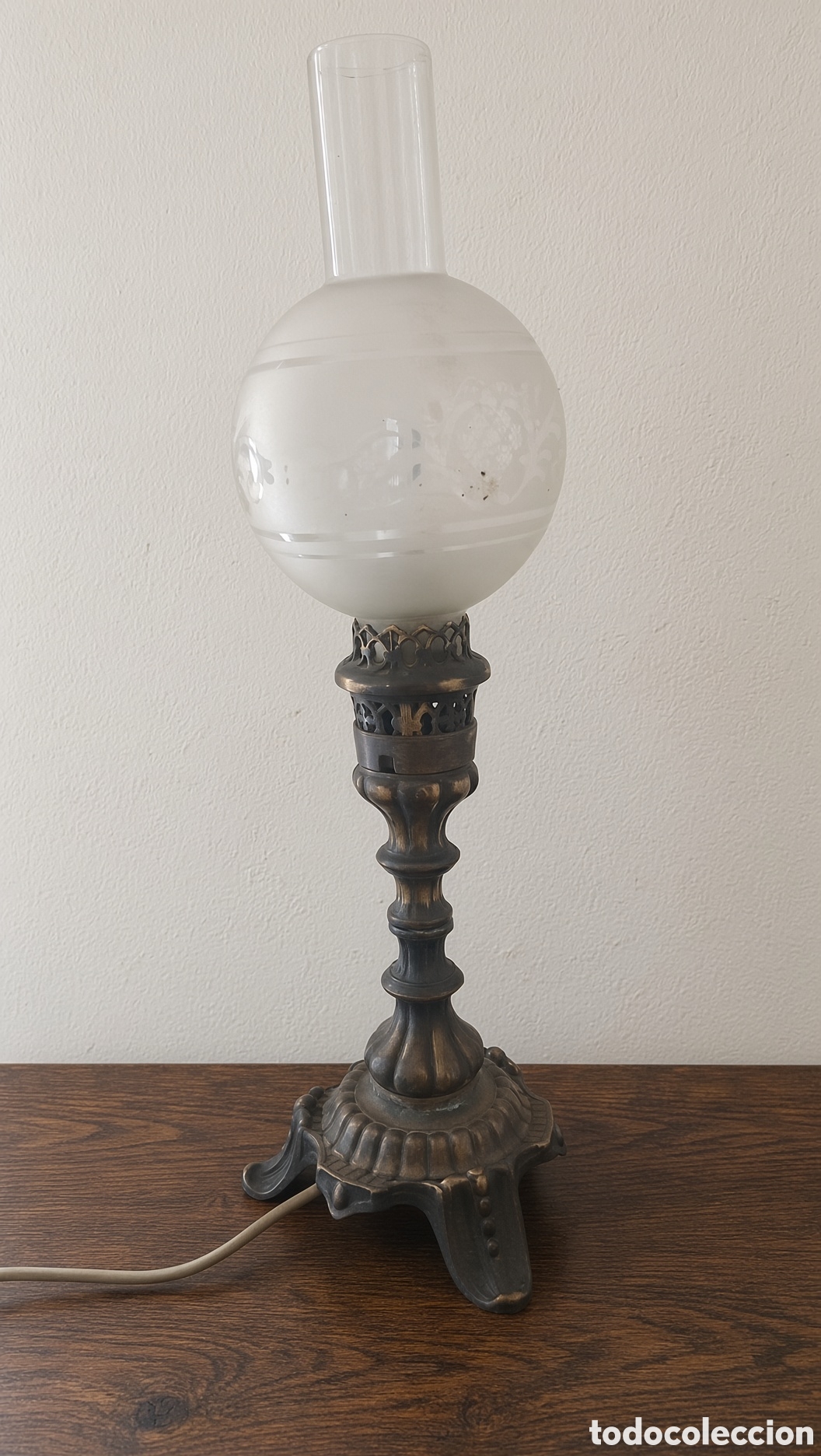 Antig&uuml;edades: L&aacute;mpara de mesa antigua - Foto 6