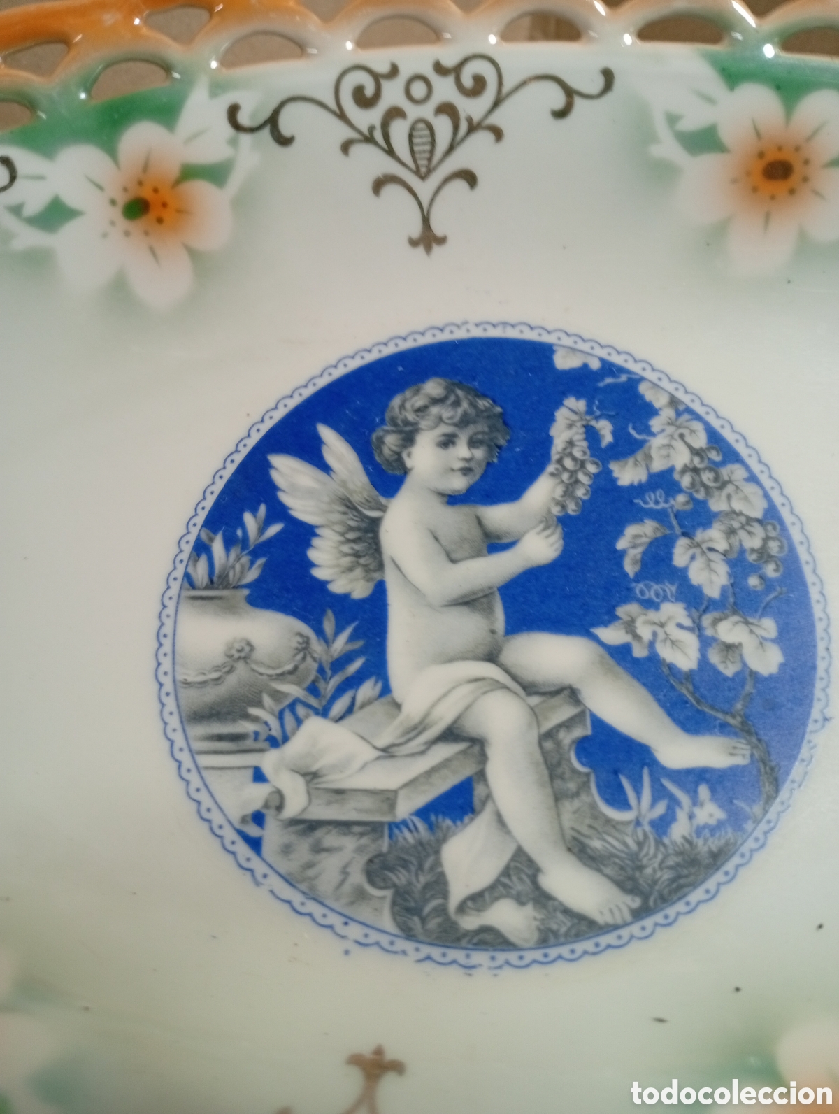 Antig&uuml;edades: Bandeja ovalada y calada de porcelana - Foto 2