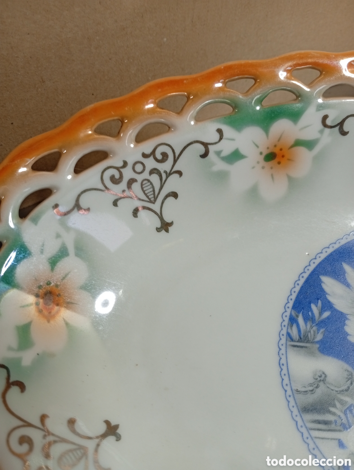 Antig&uuml;edades: Bandeja ovalada y calada de porcelana - Foto 3