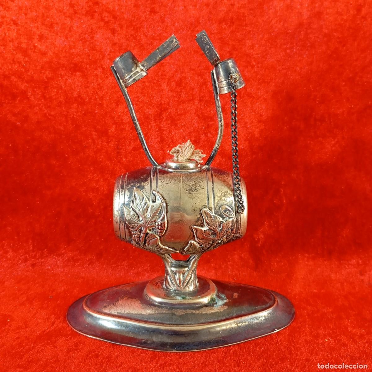 Antig&uuml;edades: CALIENTA COPAS DE CO&Ntilde;AC - LICOR - EN METAL CON BA&Ntilde;O DE PLATA - 17 X 14 CM