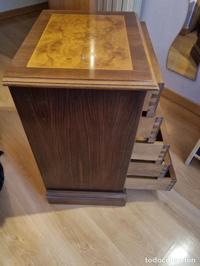Antig&uuml;edades: CONSOLA EN PERFECTO ESTADO - Foto 1