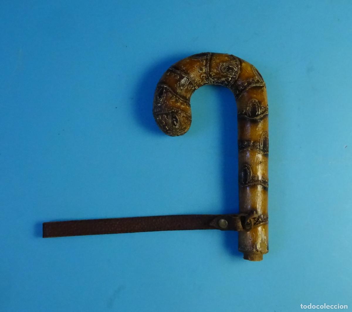 Antig&uuml;edades: MANGO DE &iquest;BAMB&Uacute;? PARA PARAGUAS O SOMBRILLA. ANCHO 8 CM LARGO 14 CM