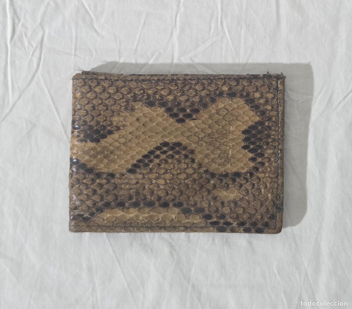 Antig&uuml;edades: Antigua cartera de piel de serpiente