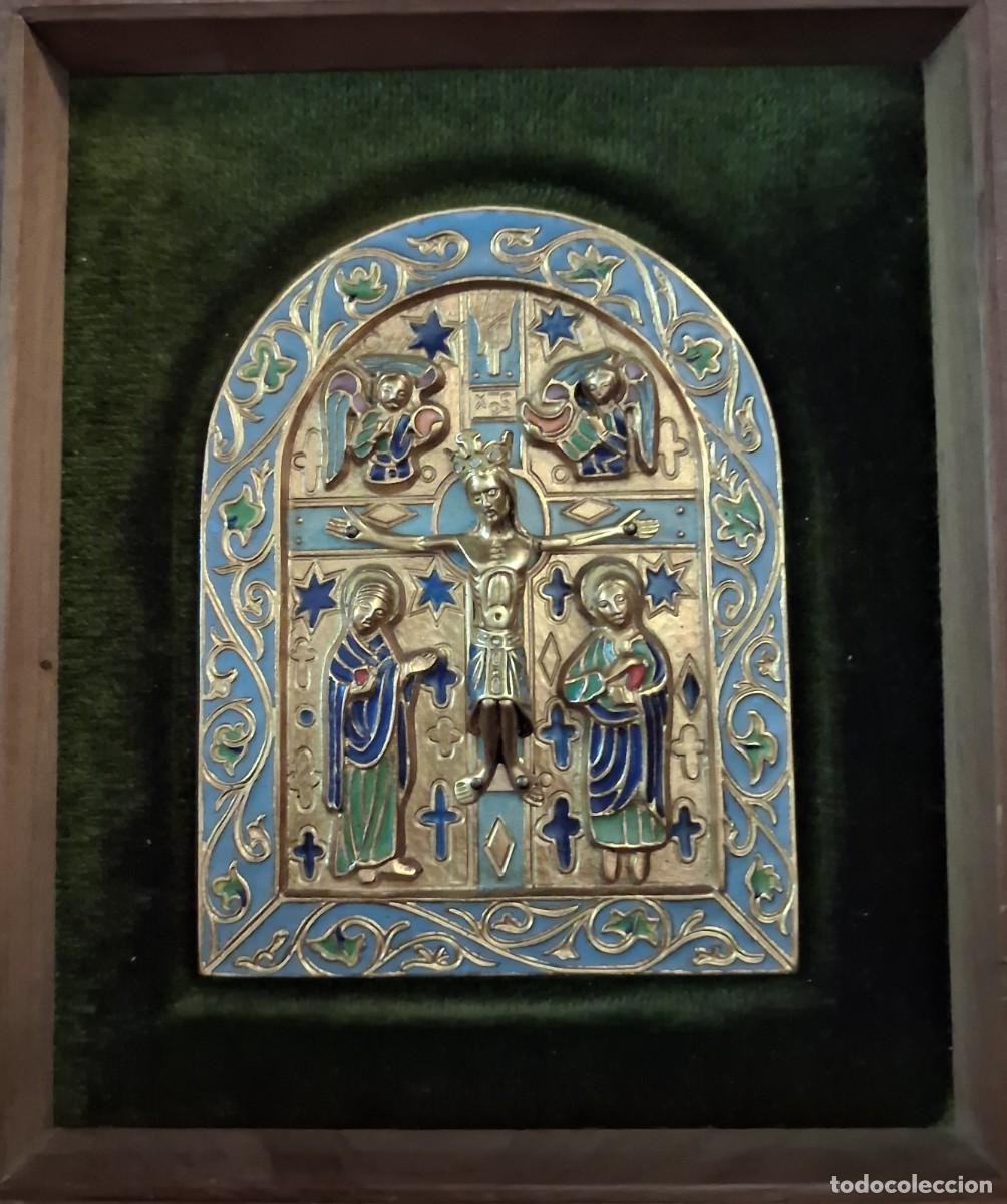 Antig&uuml;edades: Calvario de estlio romanico Bronce y esmalte Morato.