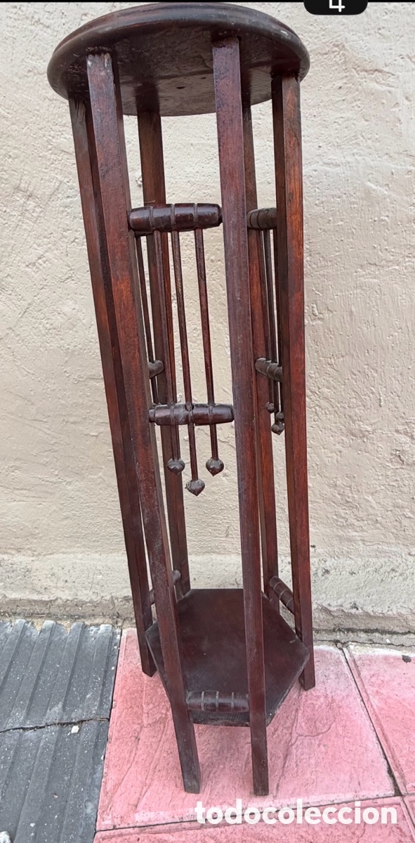 Antig&uuml;edades: MACETERO ANTIGUO DE MADERA - Foto 1