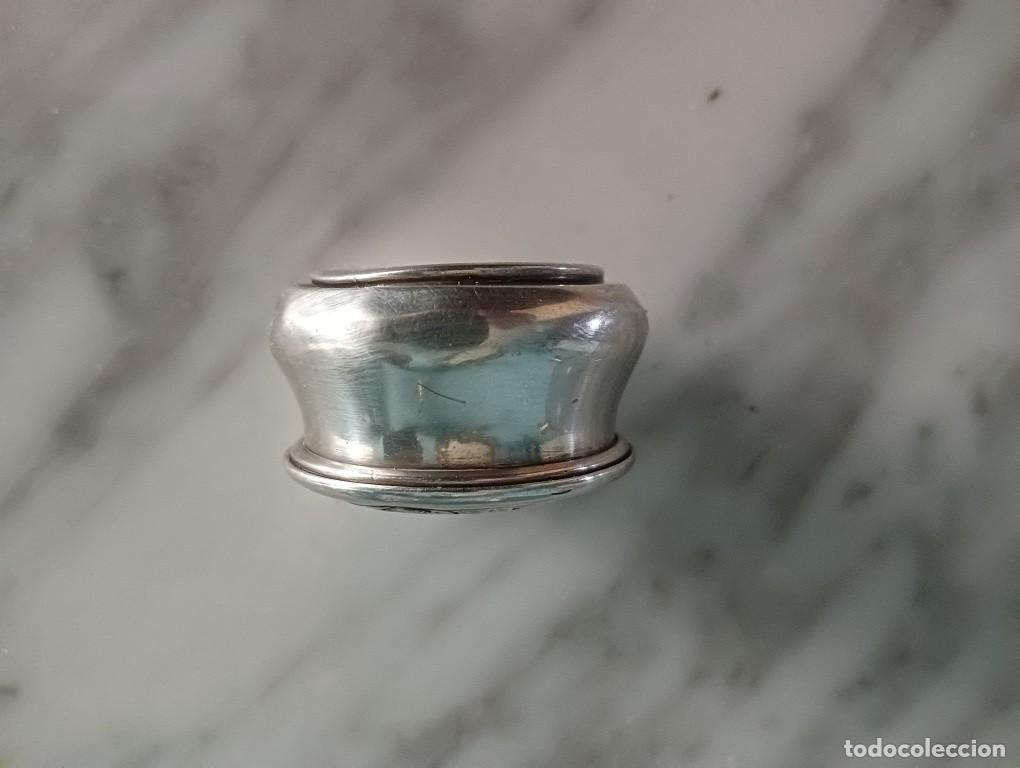 Antig&uuml;edades: PASTILLERO DE PLATA DE LEY - Foto 2