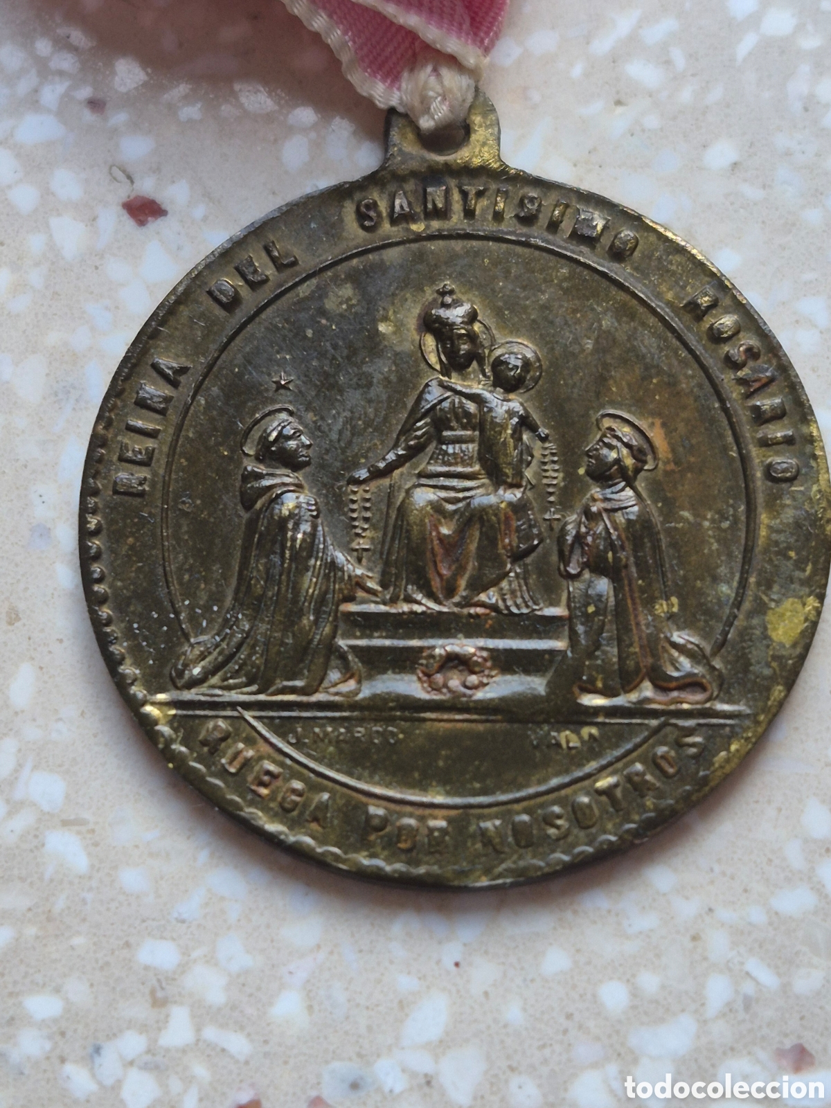 Antig&uuml;edades: Medalla Virgen Reina del Sant&iacute;simo Rosario Guardia de Honor de Mar&iacute;a - Bronce - 3,2 cm. - EXCELENTE