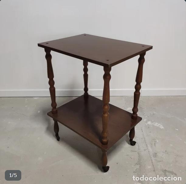 Antig&uuml;edades: Mesa auxiliar con ruedas o licorera - Foto 1