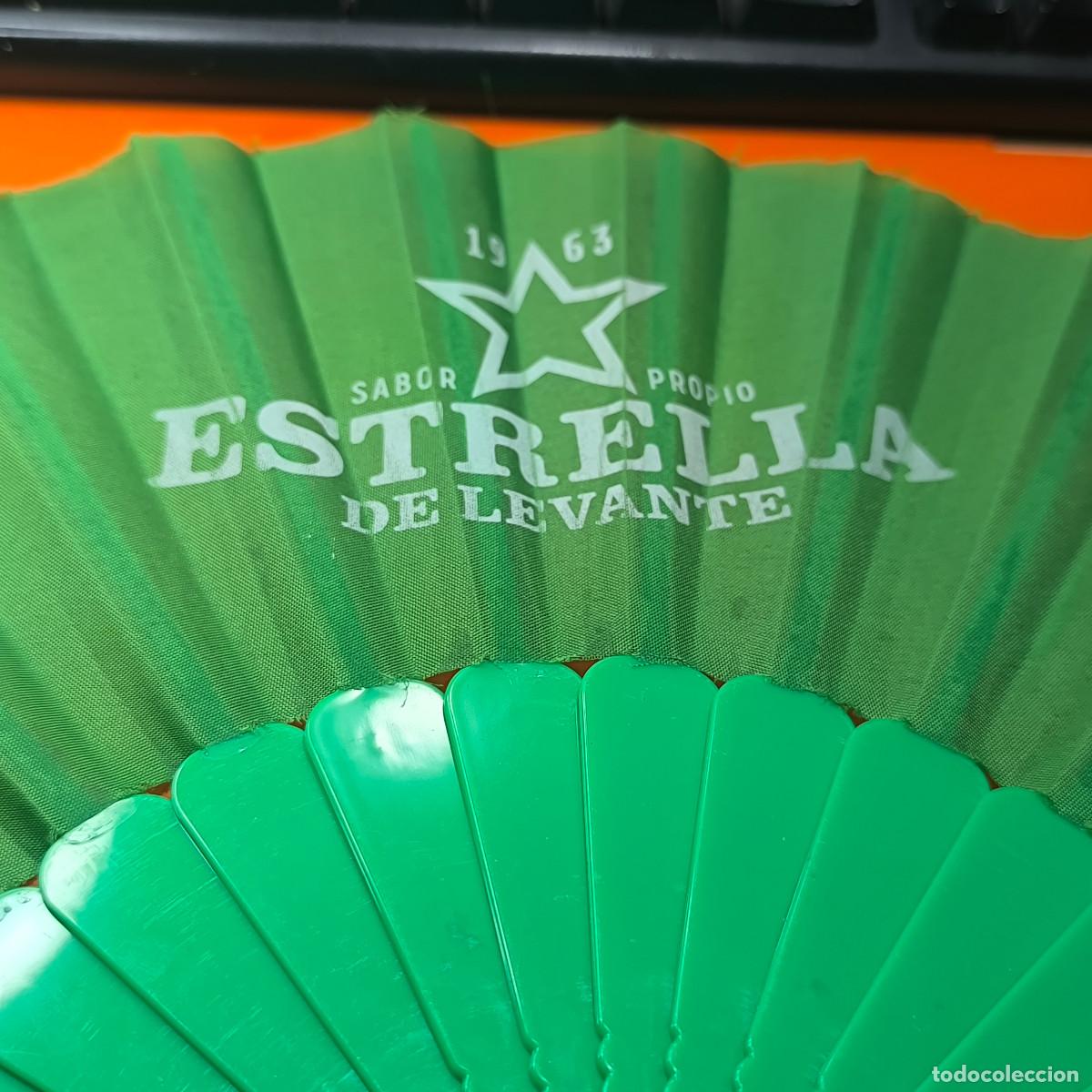 Antig&uuml;edades: 005491COM-abanico verde Estrella de Levante - Foto 2