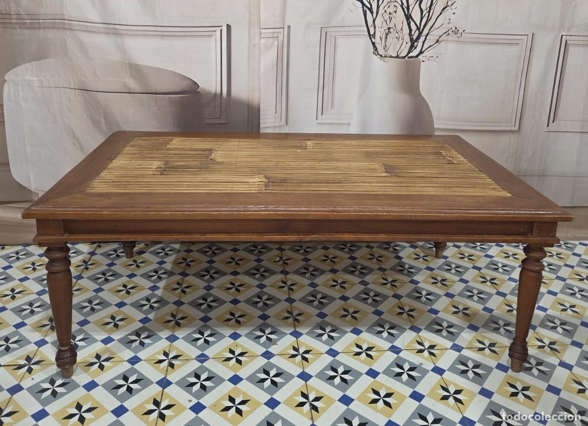Antig&uuml;edades: Mesa de centro auxiliar en madera y bambu - Foto 2
