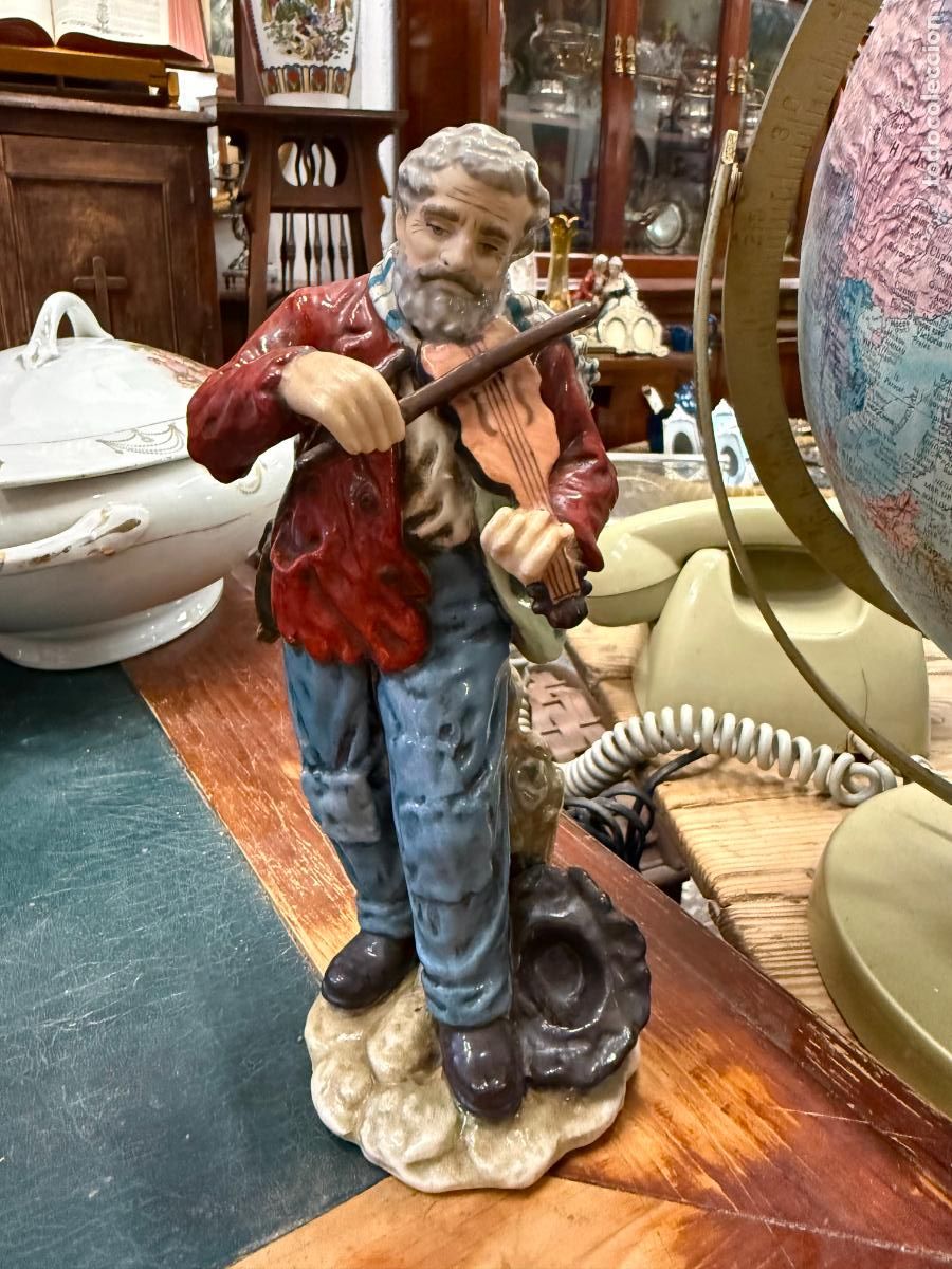 Antig&uuml;edades: ESCULTURA CERAMICA SALVADOR MALLOL - MEDIDA 21 CM