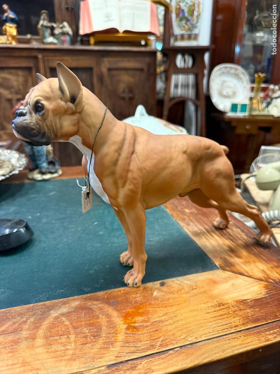 Antig&uuml;edades: ESCULTURA PERRO DE PROCELANA C. MARTINU - MEDIDA 28X23 CM