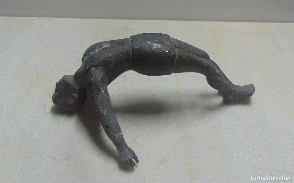 Antig&uuml;edades: FIGURA ART DECO A&Ntilde;OS 20 GIMNASTA, PLOMO, SEGURAMENTE PISAPAPELES O SIMILAR, 15,5x13,5CM