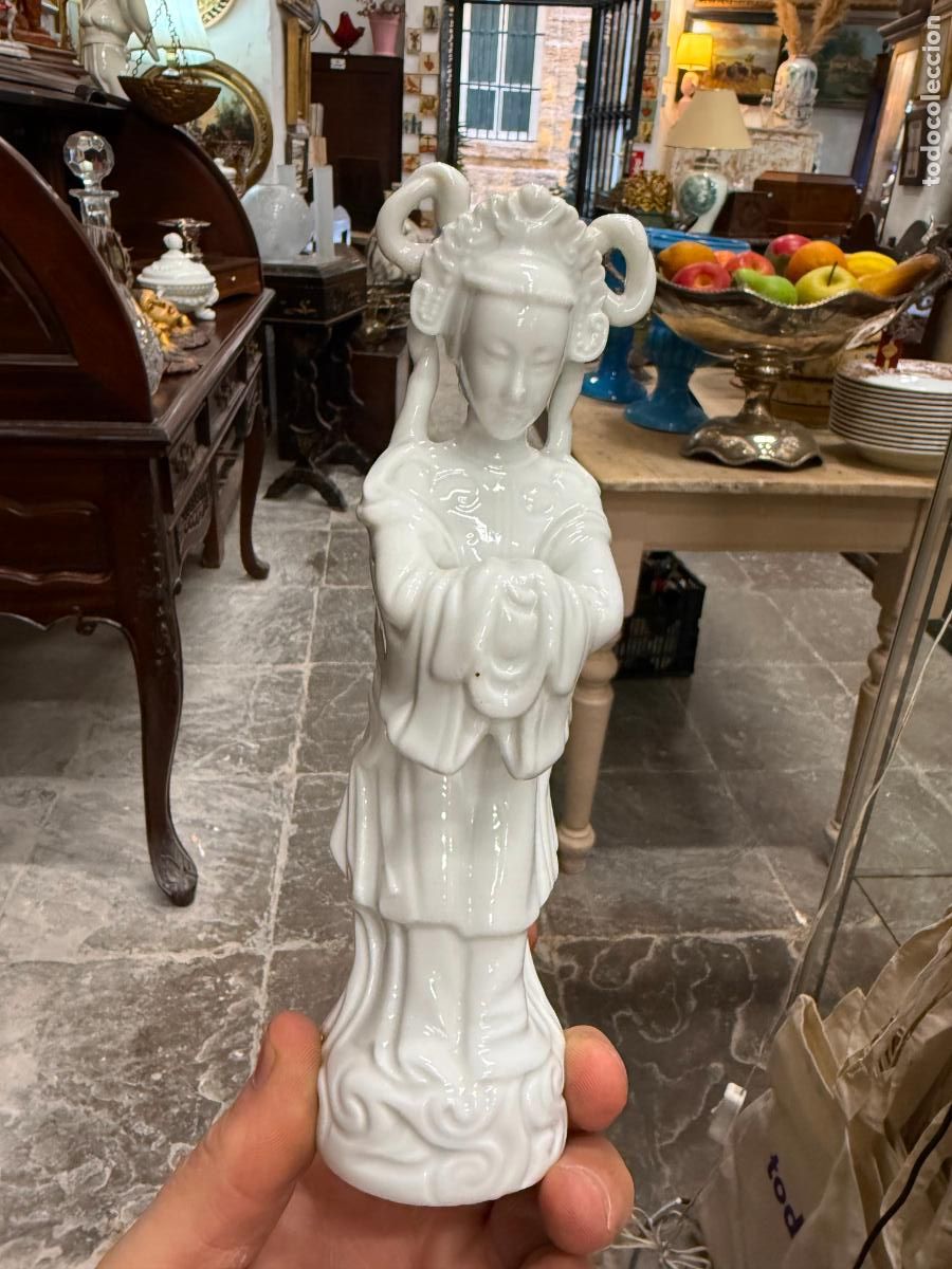Antig&uuml;edades: ANTIGUA ESCULTURA ORIENTAL DE CERAMICA - MEDIDA 19 CM