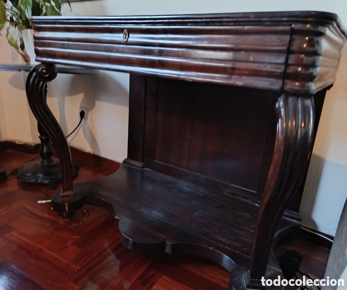 Antiquit&auml;ten: Mueble cl&aacute;sico de madera maciza - estilo se&ntilde;orial