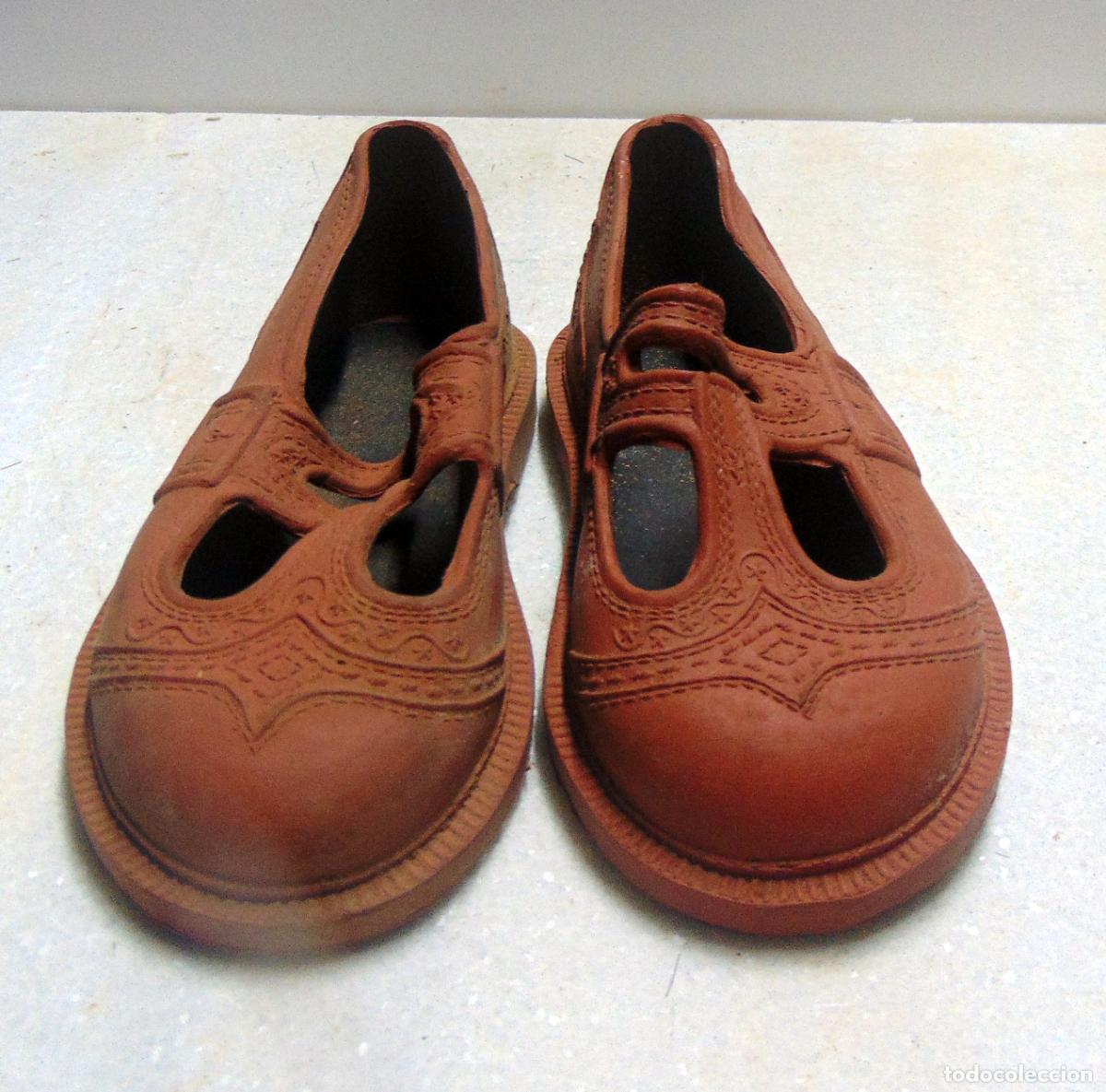 Antig&uuml;edades: GRACIOSOS ZAPATOS VERANIEGOS A&Ntilde;OS 50 NI&Ntilde;O GOMA, TALLA 22
