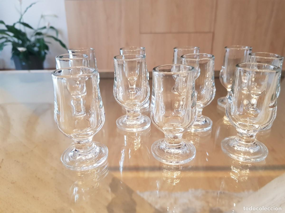 Antig&uuml;edades: LOTE DE COPAS MINIATURA DE CHUPITO