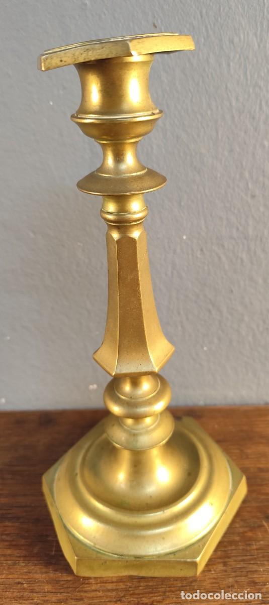 Antig&uuml;edades: Candelabro de bronce siglo XIX - Foto 2