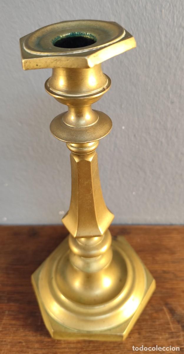 Antig&uuml;edades: Candelabro de bronce siglo XIX - Foto 3
