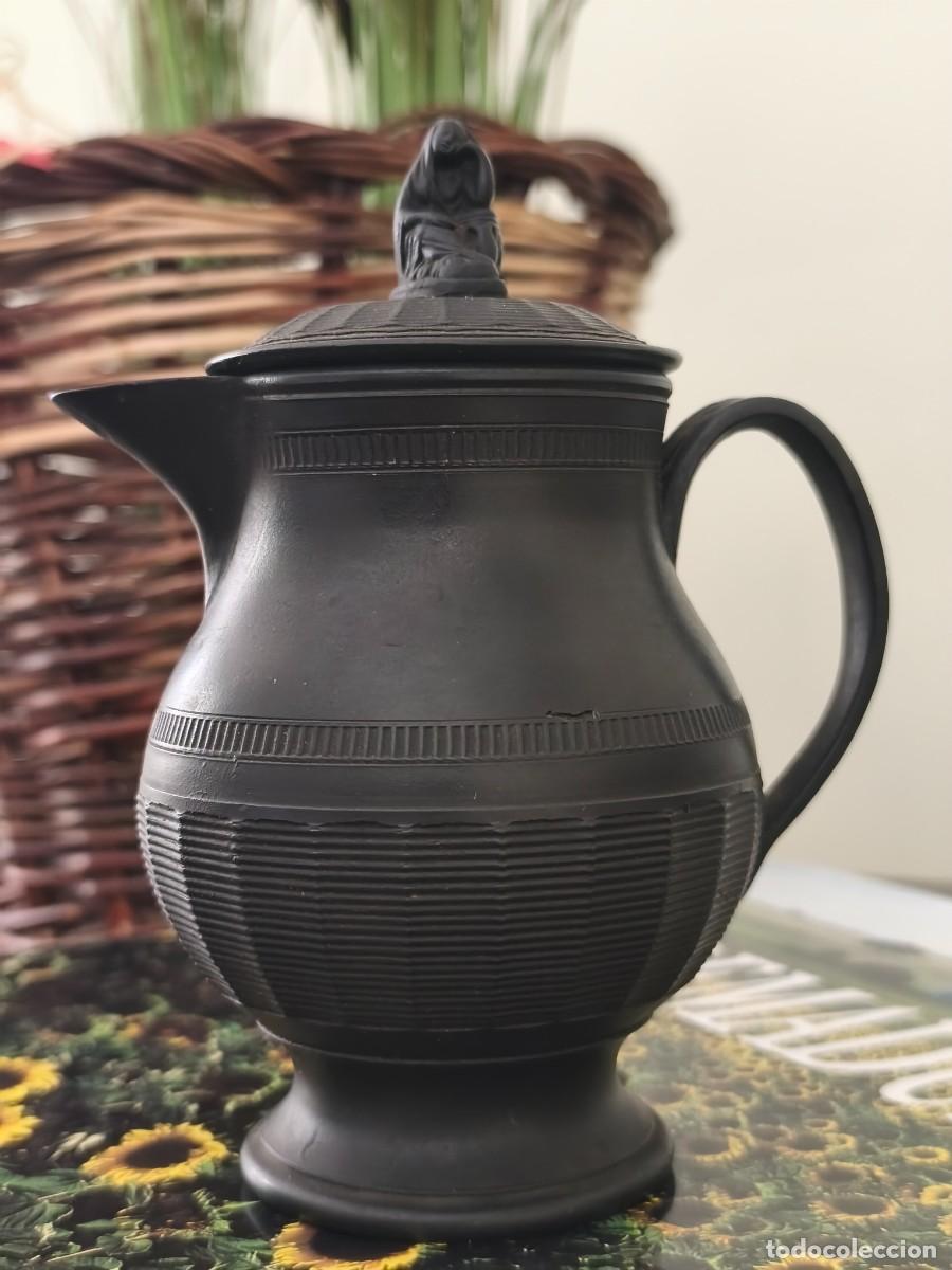 Oggetti Antichi: Preciosa Jarrita estilo cl&aacute;sico en basalto negro. Tapa con Sybil, viuda de Sarepta.