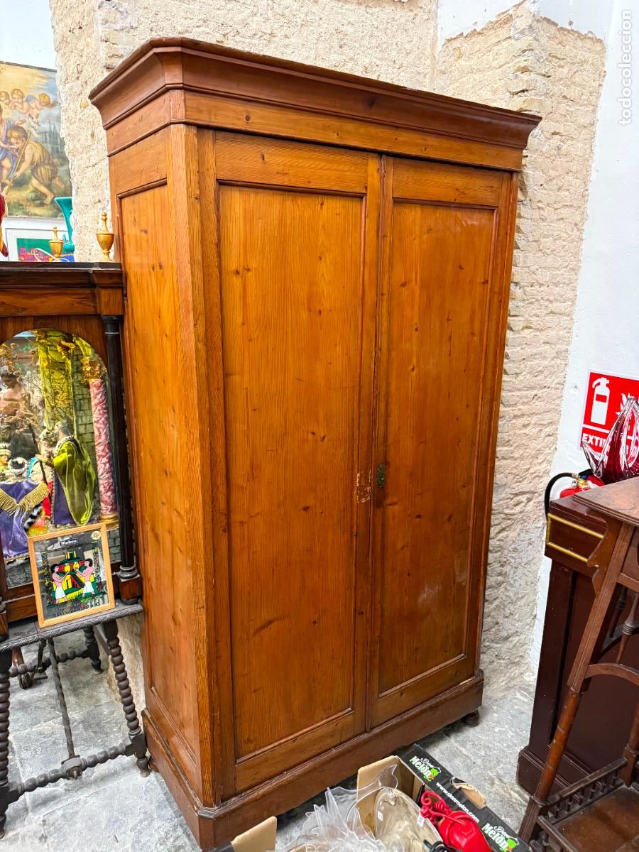 Antig&uuml;edades: ANTIGUO ARMARIO DE PINO - MEDIDA 207X50X110 CM