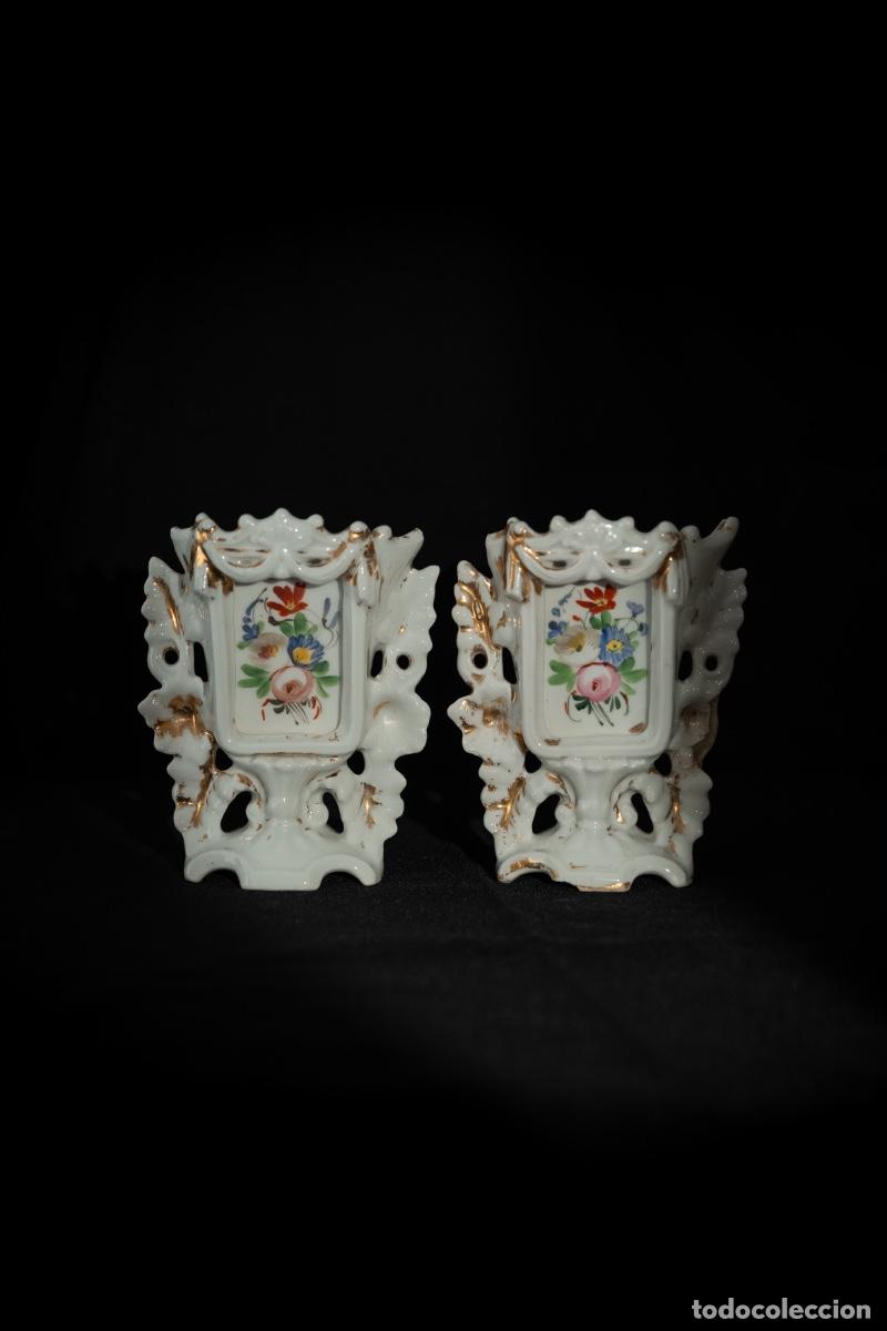 Antiquit&auml;ten: PAR DE JARRONES DE BODA FRANCESES (BASES DE MARI&Eacute;E)/ DE PORCELANA DEL VIEJO PAR&Iacute;S( XIX)