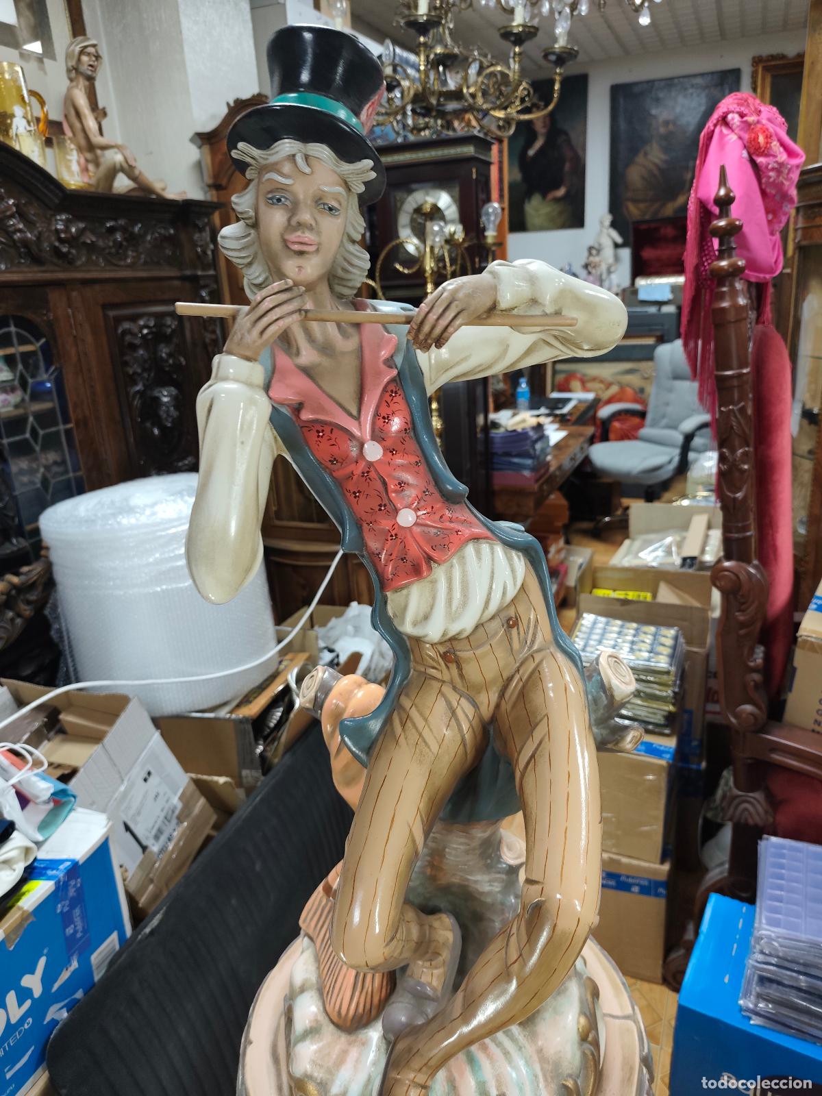 Antig&uuml;edades: figura porcelana estilo capodimonte - Foto 3