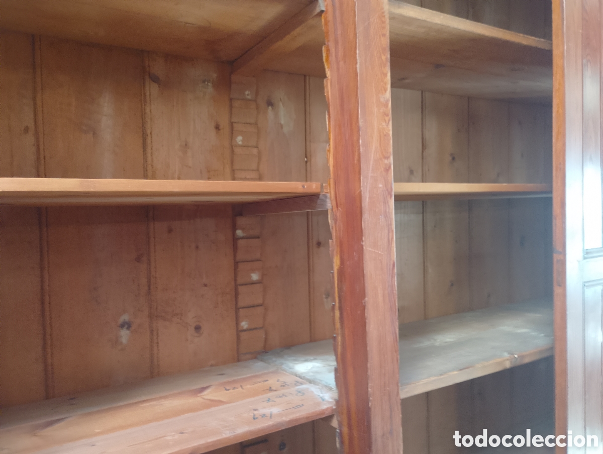 Antig&uuml;edades: Mueble macizo Melis antiguo - Foto 4