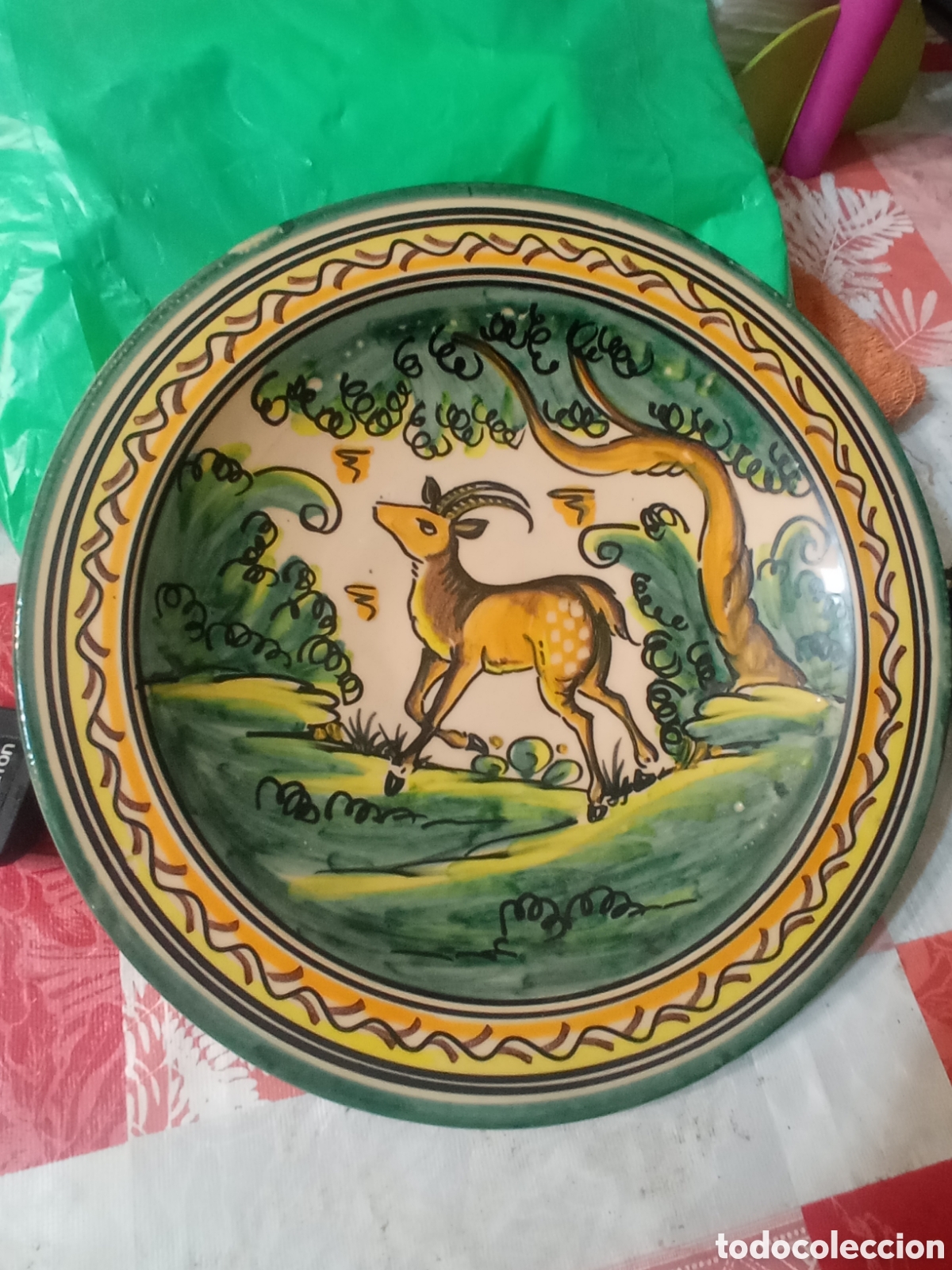 Antig&uuml;edades: Antiguo plato lebrillo de cer&aacute;mica de Talavera - Puente del Arzobispo de 27,5 cm de di&aacute;metro