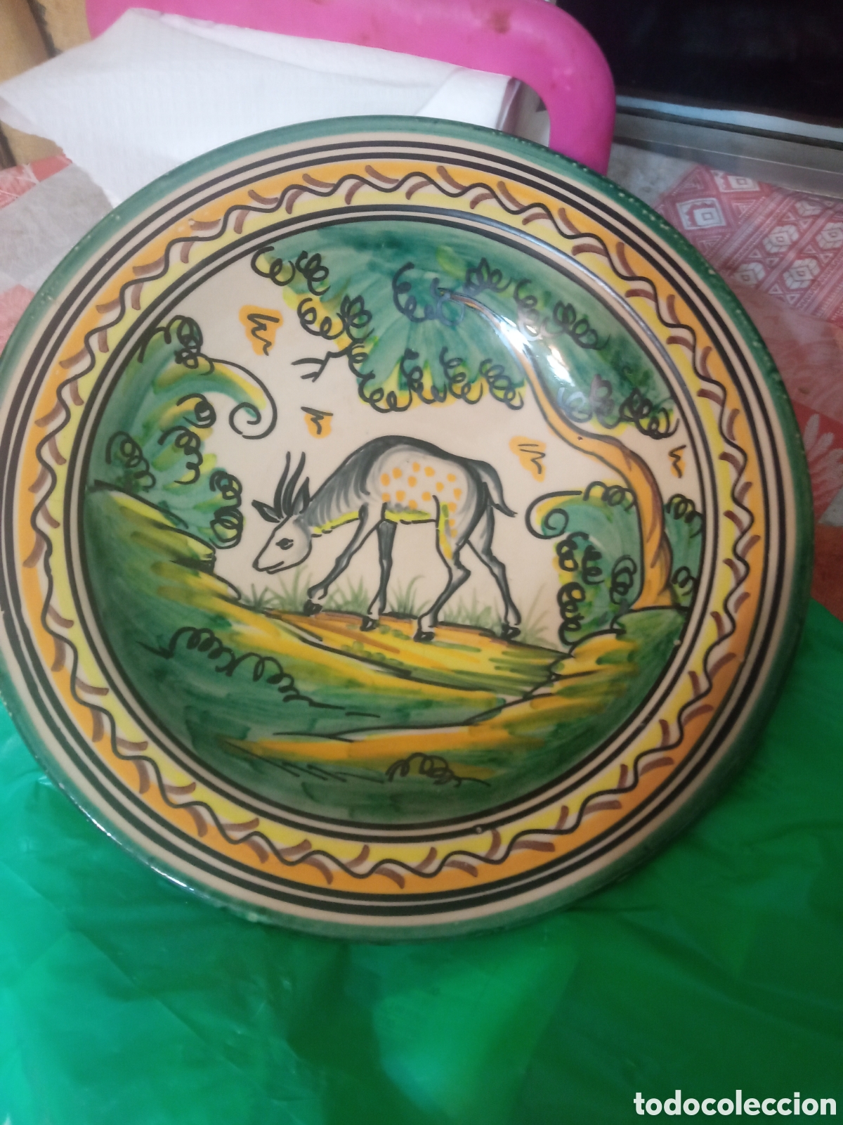 Antig&uuml;edades: Antiguo plato lebrillo de cer&aacute;mica de Talavera - Puente del Arzobispo de 27,5cm cm de di&aacute;metro