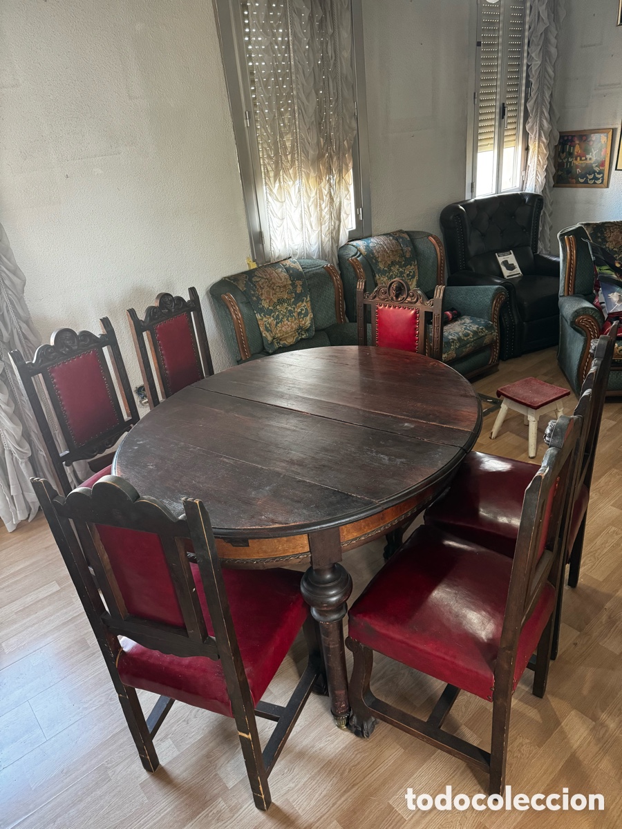 Antig&uuml;edades: Juego de Comedor Castellano Antiguo: Mesa Extensible + 6 Sillas con Patas de Garra y Talla