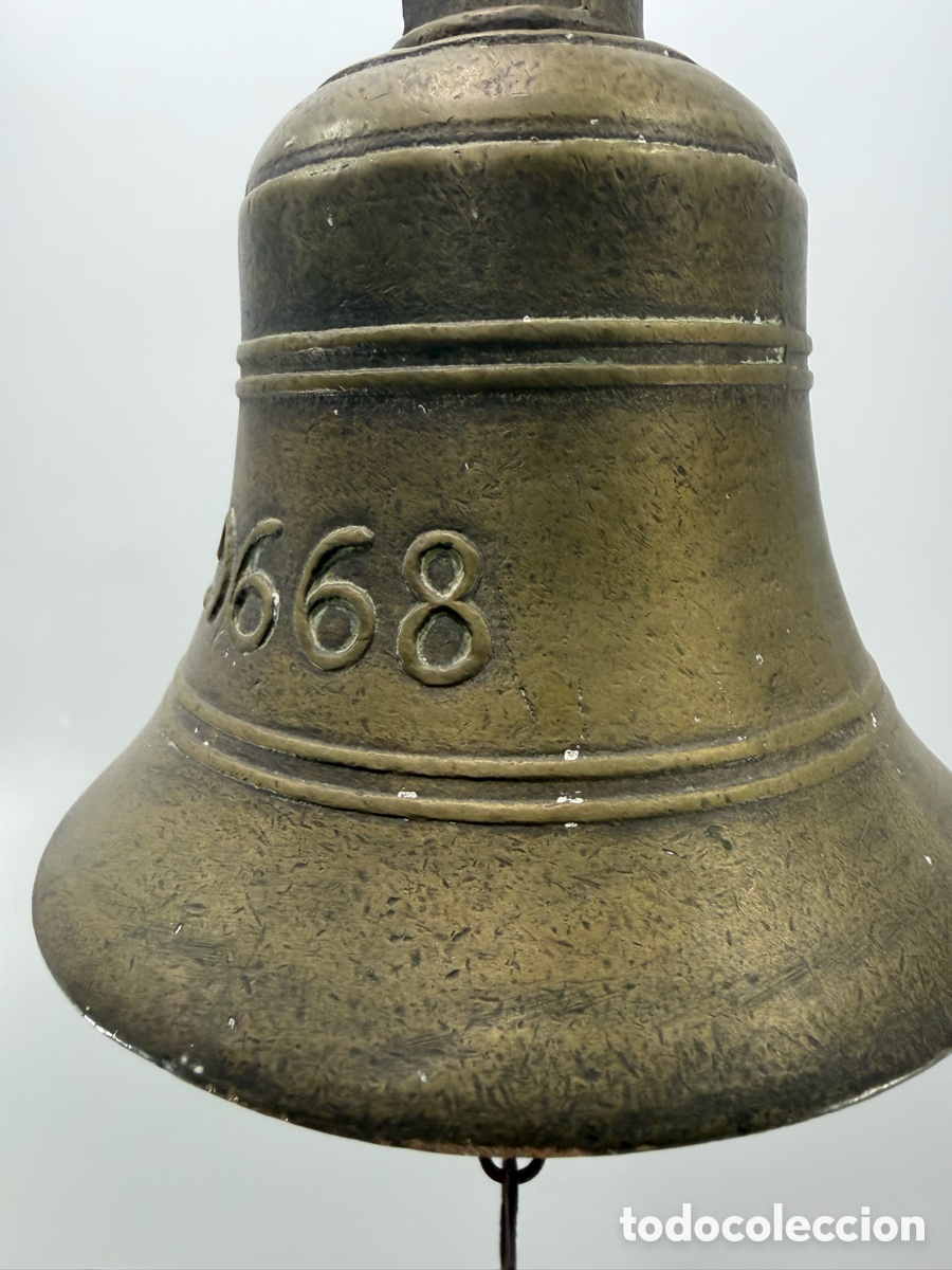 Antig&uuml;edades: ANTIGUA CAMPANA DE BRONCE &ndash; FECHA 1668 EN RELIEVE &ndash; ESCUDO HER&Aacute;LDICO &ndash; 1,575 KG