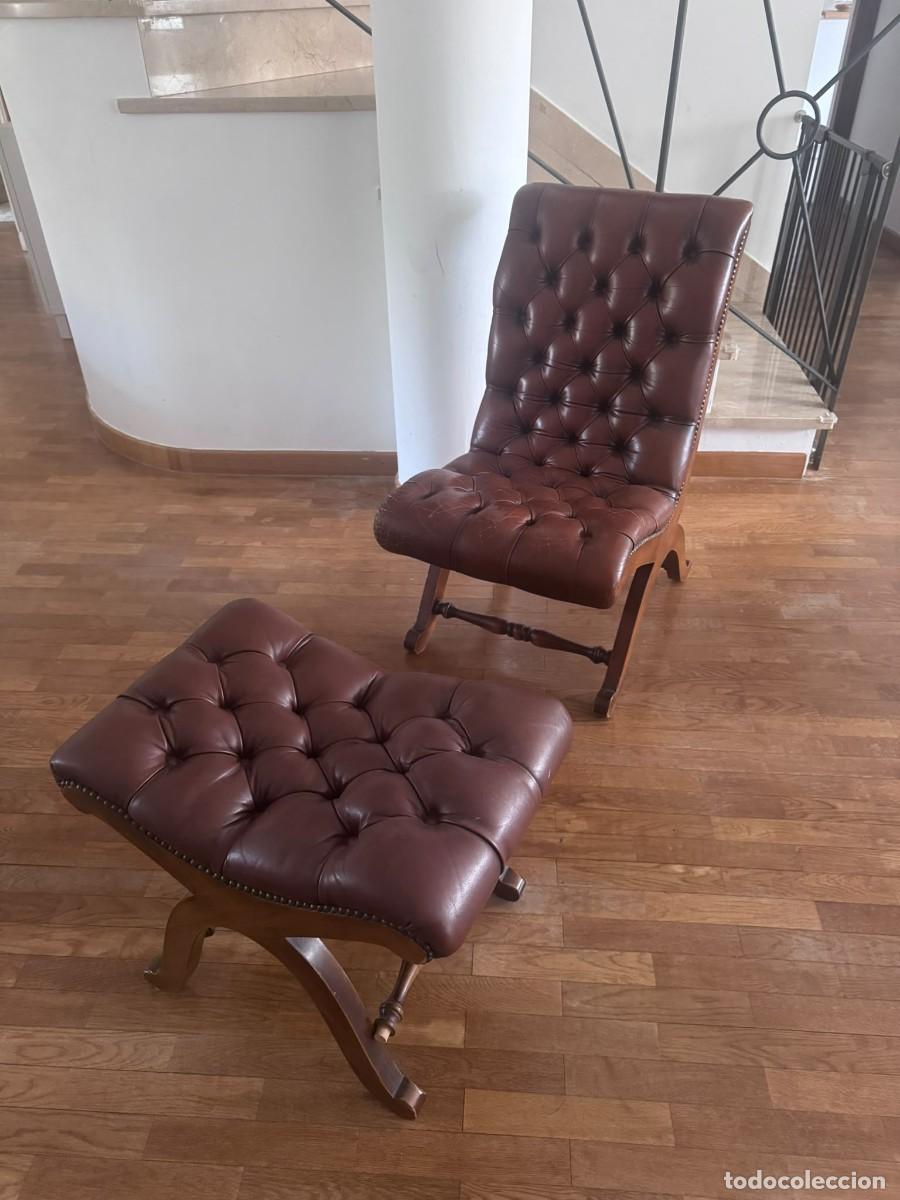 Antig&uuml;edades: Sill&oacute;n Capiton&eacute; Vintage con Reposapi&eacute;s (Estilo Chesterfield / Barroco)