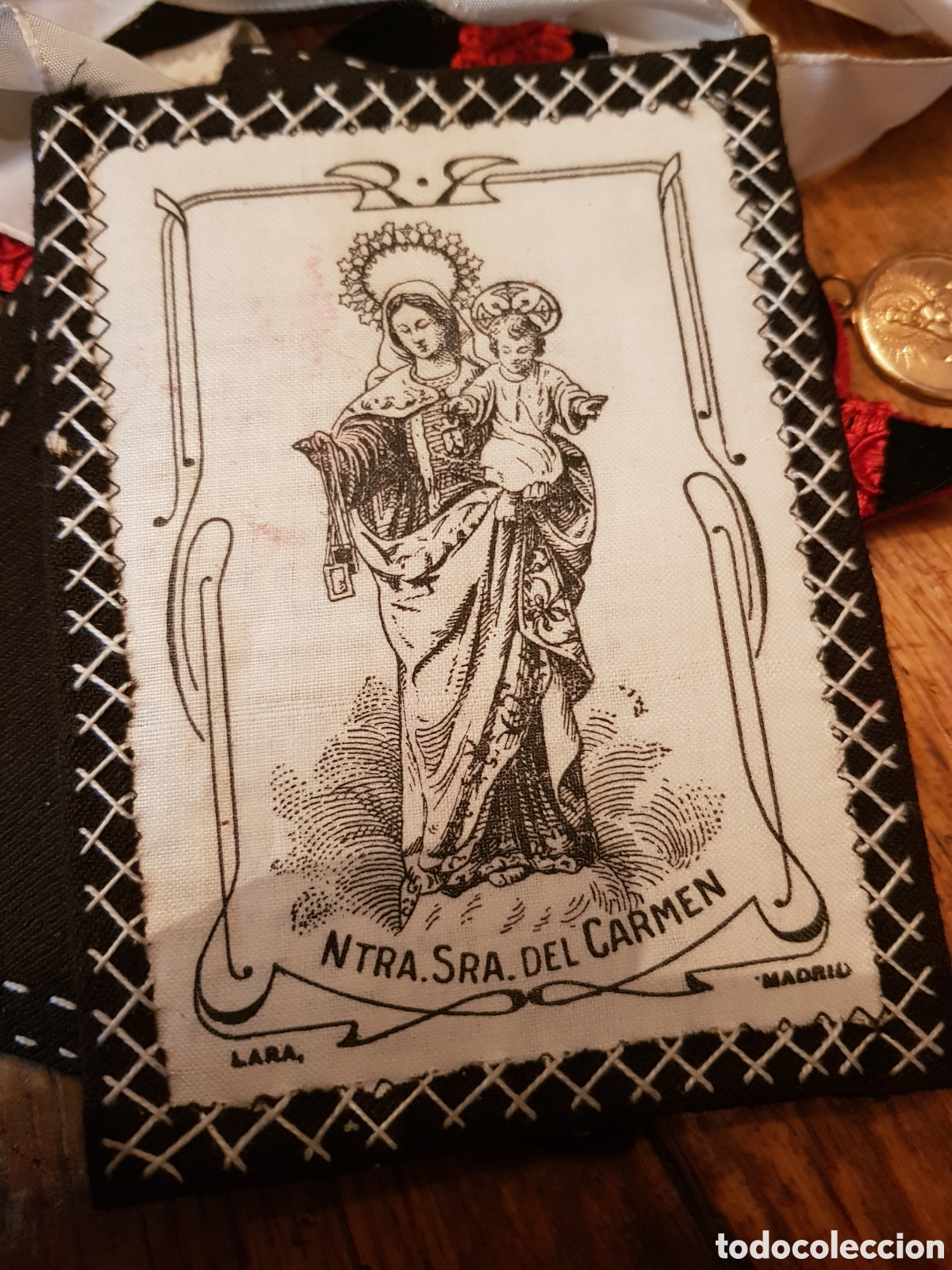 Antig&uuml;edades: ANTIGUO ESCAPULARIO DE LA VIRGEN DEL CARMEN - Foto 1