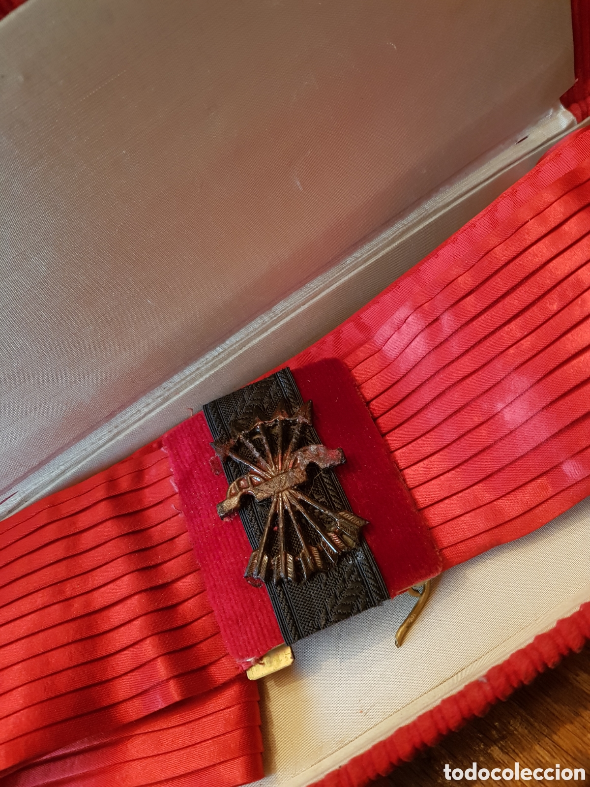 Antig&uuml;edades: ANTIGUO CINTUR&Oacute;N DE GALA JERARQU&Iacute;A FALANGE