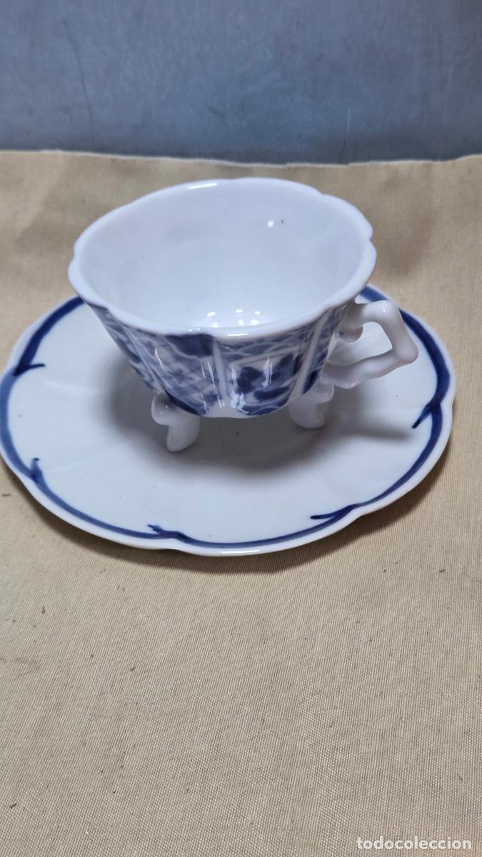 Antig&uuml;edades: taza y plato de porcelana
