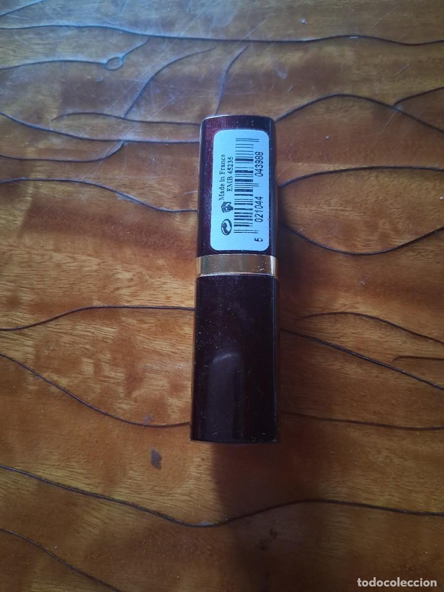 Antig&uuml;edades: Barra Pinta labios PINTALABIOS MAYBELLINE PARIS Francia nuevo 131 Brassy cobrizo o anaranjado cobre