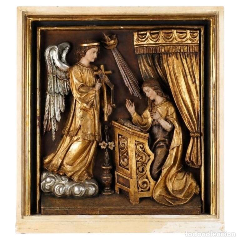 Antig&uuml;edades: Gran relieve tallado de la Anunciaci&oacute;n, Arc&aacute;ngel Gabriel y Virgen Mar&iacute;a