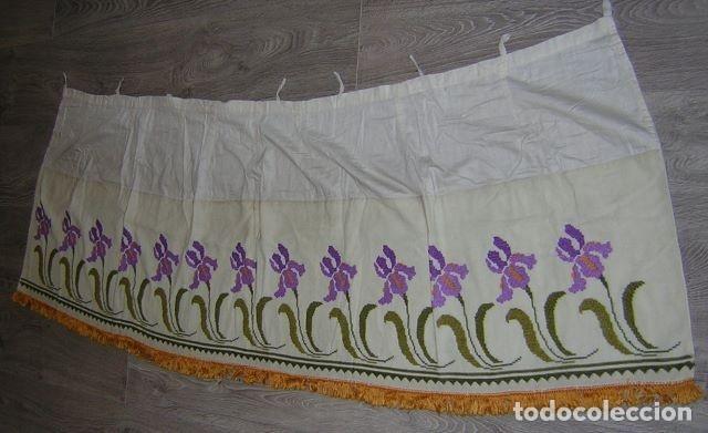 Antig&uuml;edades: Antiguo frente altar. Artdeco . Lino Bordado a mano 165 x 65 cm