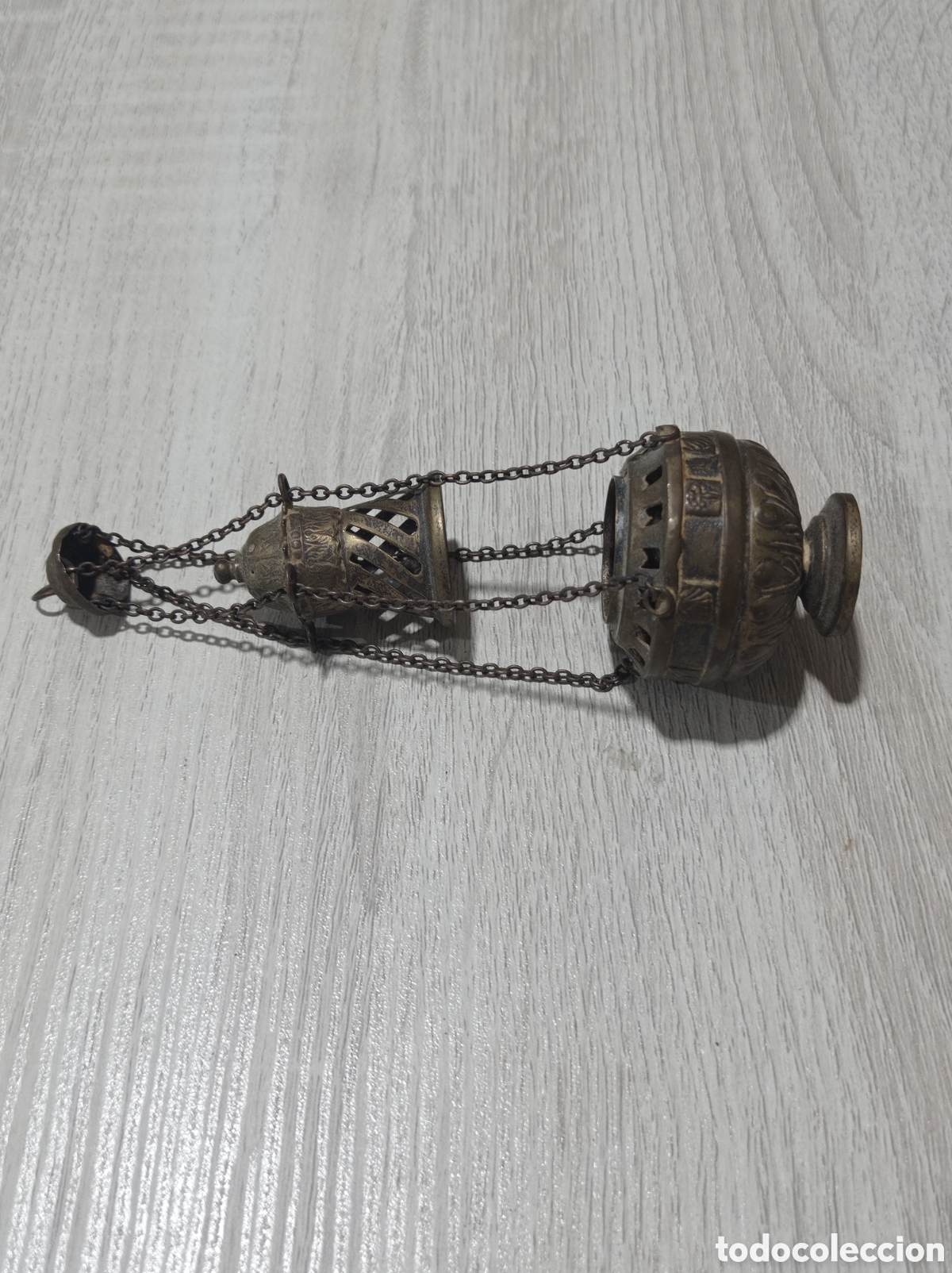 Antig&uuml;edades: Peque&ntilde;o botafumeiro de bronce