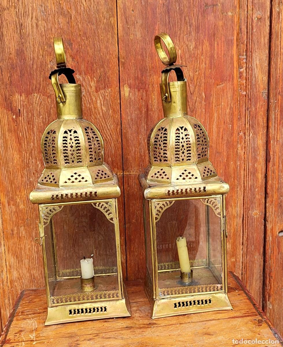 Antig&uuml;edades: Pareja de faroles orientales de laton grabado y calado