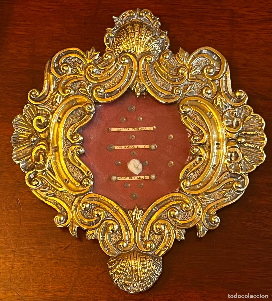 Antiquit&auml;ten: Relicario Virgen de las L&aacute;grimas de Siracusa, algod&oacute;n impregnado, a&ntilde;os 1950